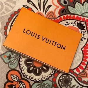 Brand New and Authentic Felicie Pochette